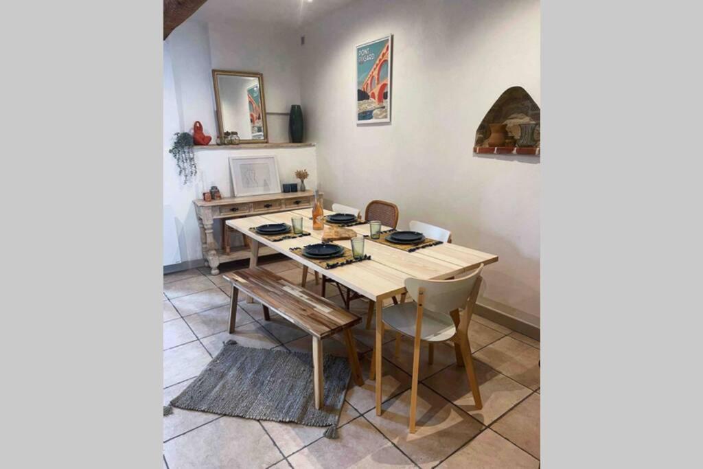 Superbe Appartement En Pierre Fraichement Renove Bernis Eksteriør billede